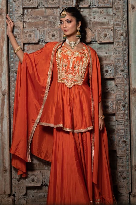 Shop Leela By A Orange Organza, Chanderi Floral, Zari Cape Placket Embroidered Palazzo Set at Aza Fashions Shop_Leela By A_Orange Organza, Chanderi Floral, Zari Cape Placket Embroidered Palazzo Set _at_Aza_Fashions