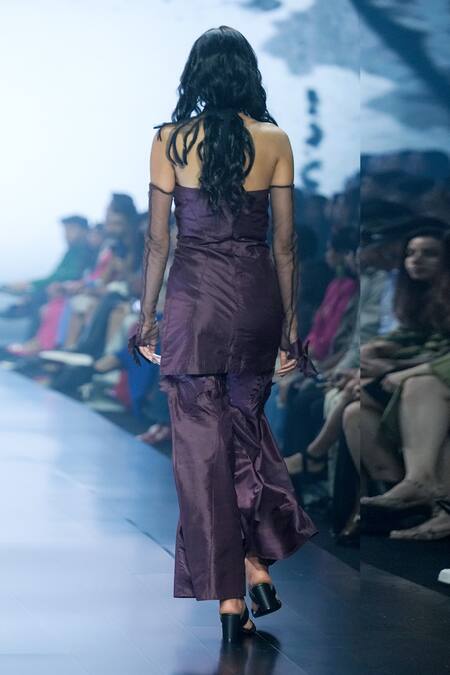 Shop Rina Dhaka Maroon Silk Sweetheart Neck Corset Tunic And Bootcut Sharara Set at Aza Fashions Shop_Rina Dhaka_Maroon Silk Sweetheart Neck Corset Tunic And Bootcut Sharara Set _at_Aza_Fashions