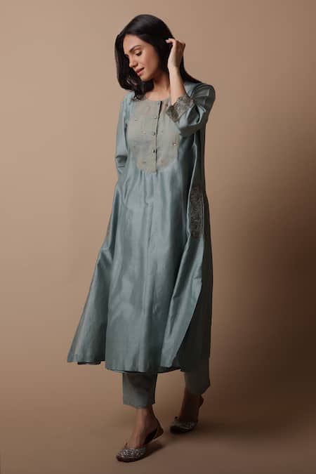 Rhua Nimai Placement Embroidered Kurta Set 