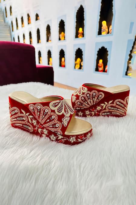 Shop Shiveen Shiveen Red Embroidered Floral Velvet Wedges at Aza Fashions Shop_Shiveen Shiveen_Red Embroidered Floral Velvet Wedges _at_Aza_Fashions