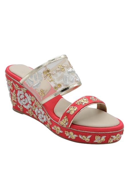 Veruschka By Payal Kothari Bansuri Zardozi Embroidered Wedges 