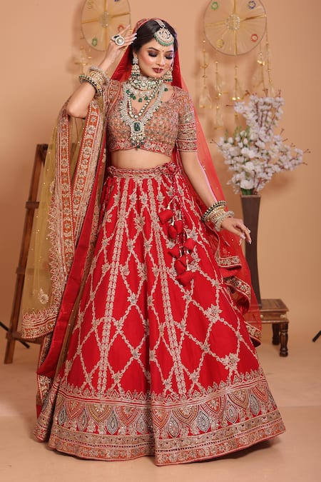 Shop_Mehar_Red Net Embroidery, Sequins Split V-neck Floral Bridal Lehenga Set _at_Aza_Fashions