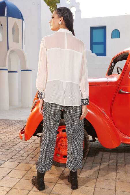 Shop Reynu Taandon Off White Georgette Embroidery Collared Beads And Lace Work Shirt at Aza Fashions Shop_Reynu Taandon_Off White Georgette Embroidery Collared Beads And Lace Work Shirt _at_Aza_Fashions