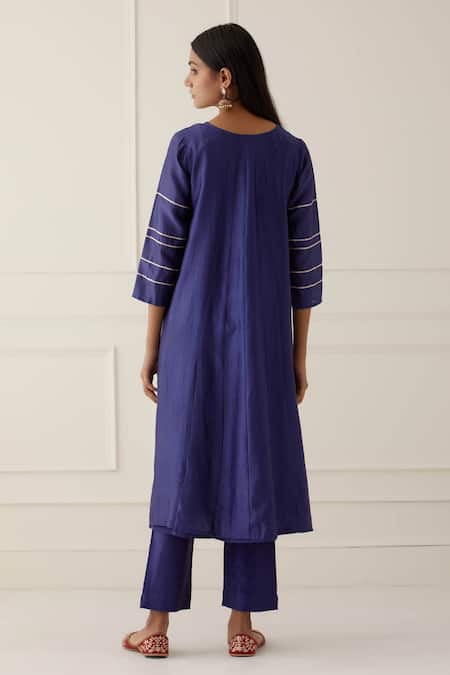 Shop Kamaltaas Blue Chanderi Silk, Lining Mulmul Pittan Work Round Embroidered Kurta Set at Aza Fashions Shop_Kamaltaas_Blue Chanderi Silk, Lining Mulmul Pittan Work Round Embroidered Kurta Set _at_Aza_Fashions