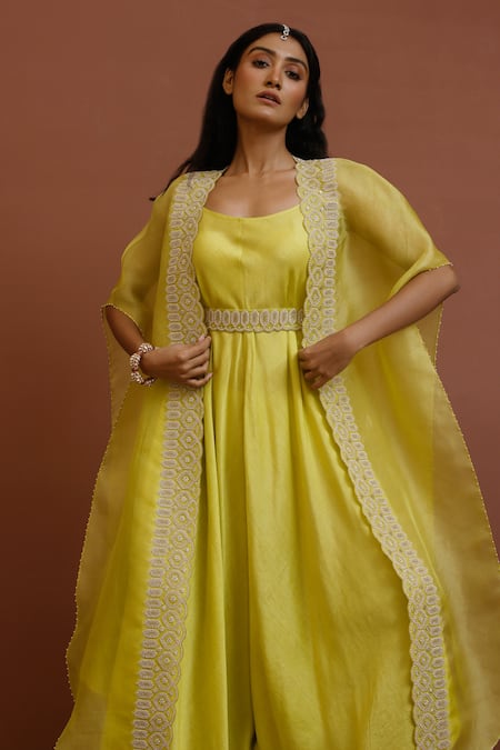 Neha Poddar Border Embroidered Cape With Jumpsuit 