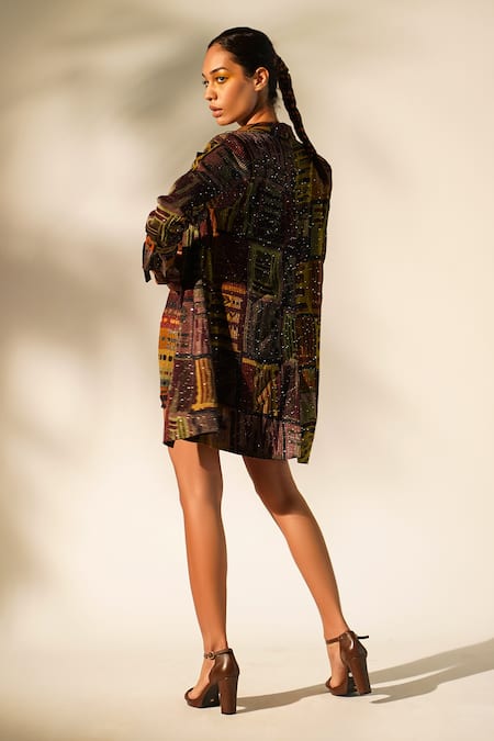 Shop Nikita Mhaisalkar Multi Color Georgette Sequins, Embroidery Open Neck Abstract Print Trench Coat at Aza Fashions Shop_Nikita Mhaisalkar_Multi Color Georgette Sequins, Embroidery Open Neck Abstract Print Trench Coat _at_Aza_Fashions