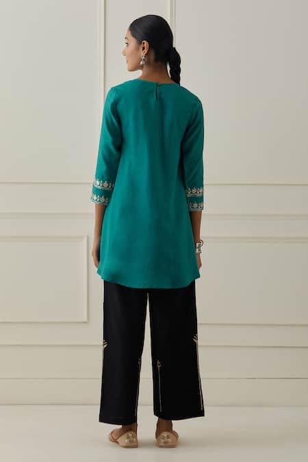 Shop Kamaltaas Green Kurta Chanderi Silk, Lining Mulmul, Pant Cotton Flax And Flared Set at Aza Fashions Shop_Kamaltaas_Green Kurta Chanderi Silk, Lining Mulmul, Pant Cotton Flax And Flared Set _at_Aza_Fashions