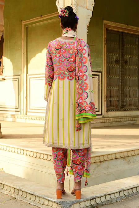 Shop Swati Vijaivargie Ivory Silk Embroidery Gota Patti Round Palash Kurta Dhoti Pant Set at Aza Fashions Shop_Swati Vijaivargie_Ivory Silk Embroidery Gota Patti Round Palash Kurta Dhoti Pant Set _at_Aza_Fashions