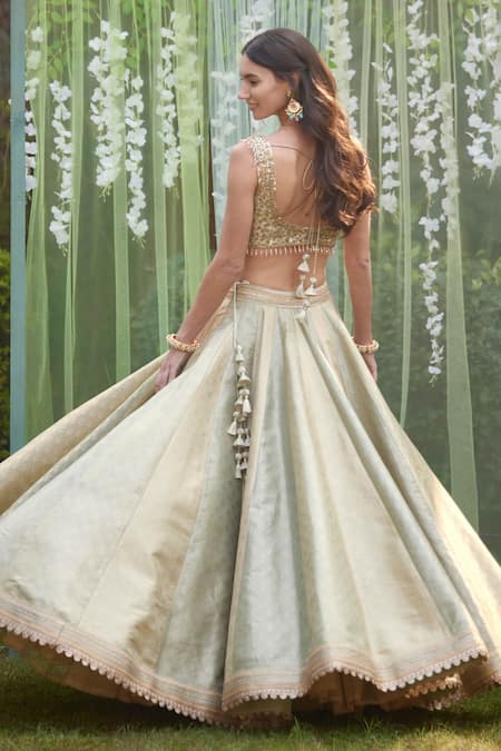 Shop Shyam Narayan Prasad Blue Brocade, Organza Embroidery Round Bridal Lehenga Set With Sleeveless Blouse at Aza Fashions Shop_Shyam Narayan Prasad_Blue Brocade, Organza Embroidery Round Bridal Lehenga Set With Sleeveless Blouse _at_Aza_Fashions