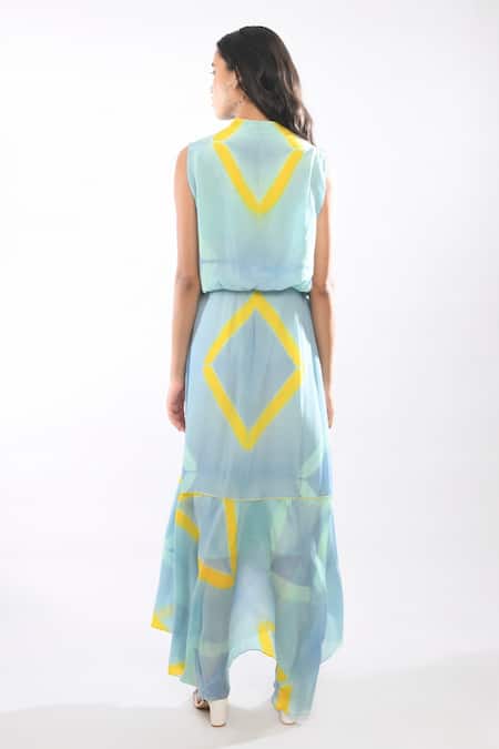 Shop Itara Blue Silk Tie Dye V Neck Asymmetric Dress at Aza Fashions Shop_Itara_Blue Silk Tie Dye V Neck Asymmetric Dress_at_Aza_Fashions