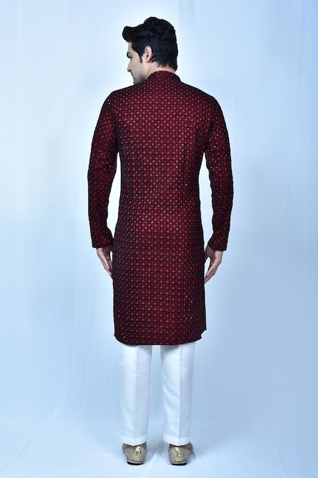 Samyukta Singhania Velvet Thread Work Kurta Set 