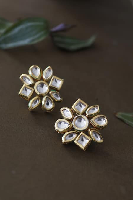 Do Taara Blossomed Flower Studs 