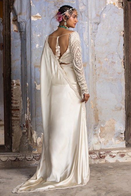 Nitika Gujral Satin Scallop Saree With Embroidered Blouse 