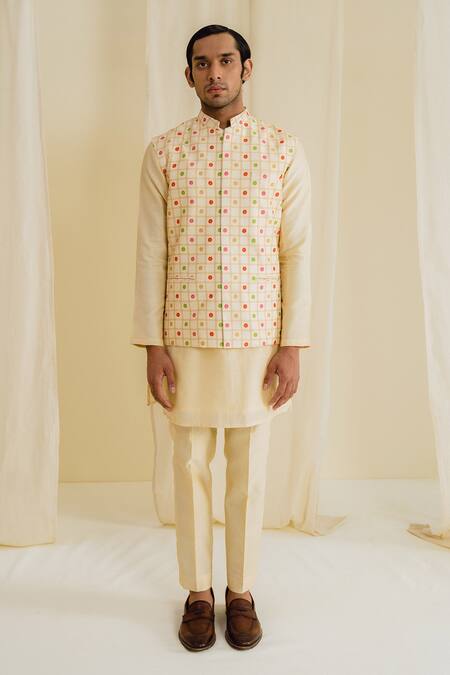 Drishti & Zahabia Floral Checkered Bundi & Kurta Set 