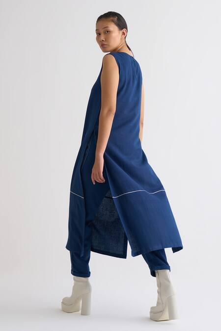 Shop Three Blue Melange Round Side High Slit Tunic And Pant Set at Aza Fashions Shop_Three_Blue Melange Round Side High Slit Tunic And Pant Set_at_Aza_Fashions