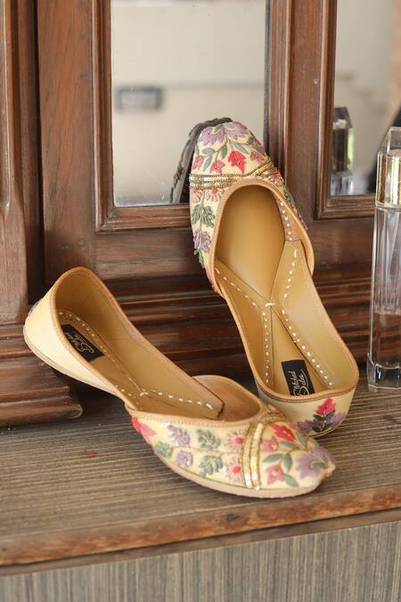 Shop_Stitched Soles_Multi Color Charming Floweret Embroidered Juttis_at_Aza_Fashions