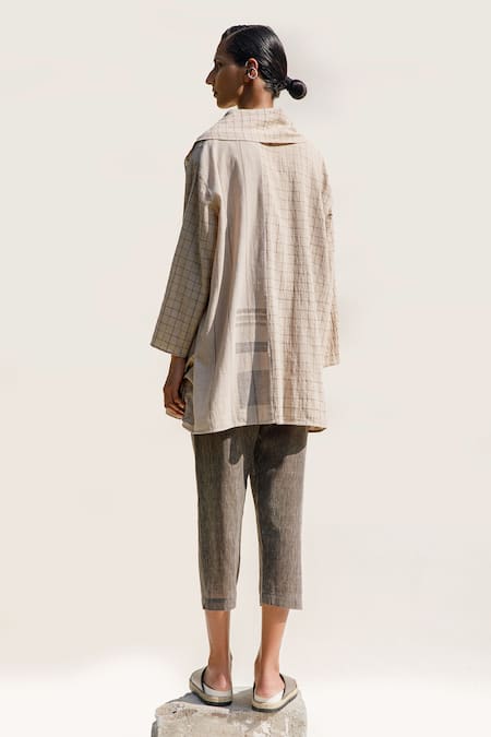 Shop Urvashi Kaur Beige Handloom Cotton Shawl Neck Alluvial Handwoven Organic Jacket at Aza Fashions Shop_Urvashi Kaur_Beige Handloom Cotton Shawl Neck Alluvial Handwoven Organic Jacket _at_Aza_Fashions