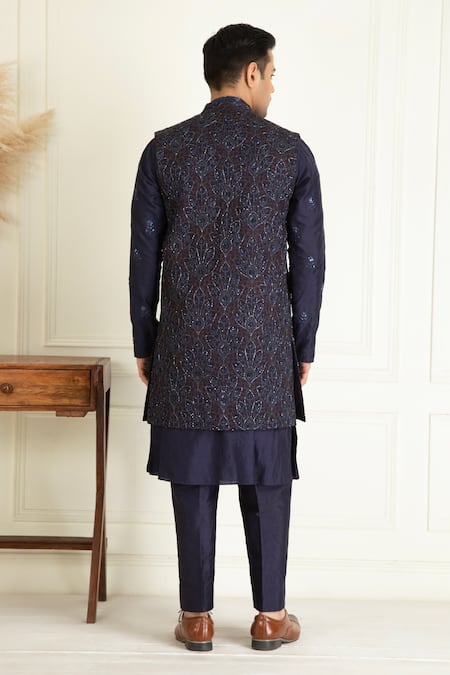 Priyanka Jain Blue Silk Embroidered Bundi Kurta Set 