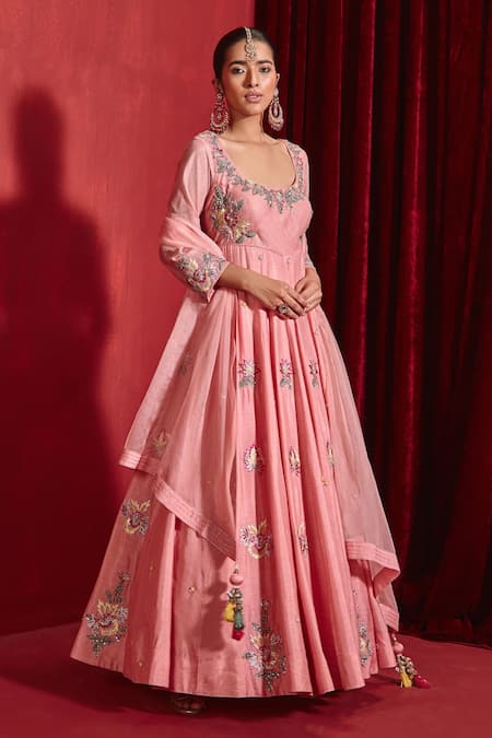 Shop Ajiesh Oberoi Pink Lycra, Organza Tassels Scoop Neck Saloni Floral Embroidered Anarkali Set at Aza Fashions Shop_Ajiesh Oberoi_Pink Lycra, Organza Tassels Scoop Neck Saloni Floral Embroidered Anarkali Set _at_Aza_Fashions