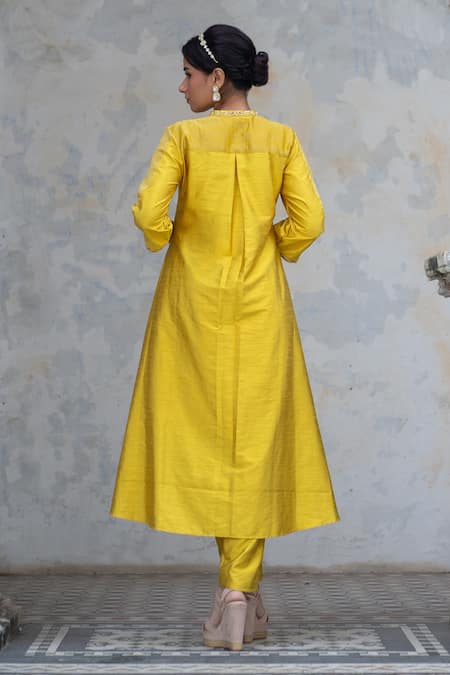 Shop Sheela Suthar Green Denim, Silk Embroidery Mandarin Collar Asymmetric Kurta And Pant Set at Aza Fashions Shop_Sheela Suthar_Green Denim, Silk Embroidery Mandarin Collar Asymmetric Kurta And Pant Set _at_Aza_Fashions