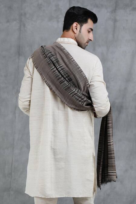 Shop Dusala Embroidered Handwoven Pashmina Reversible Wool Stole at Aza Fashions Shop_Dusala_Embroidered Handwoven Pashmina Reversible Wool Stole_at_Aza_Fashions