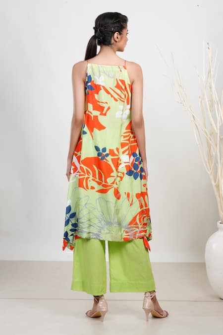 Garo Leaf Print Kurta & Flared Pant Set 