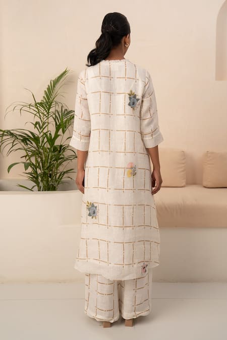 Shop Arcvsh By Pallavi Singh Ivory Linen Embroidery Round Neck Chequered Pattern Kurta With Pant at Aza Fashions Shop_Arcvsh By Pallavi Singh_Ivory Linen Embroidery Round Neck Chequered Pattern Kurta With Pant _at_Aza_Fashions