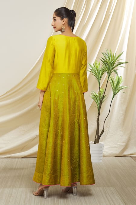 Shop Peenacolada Green Chanderi Silk Embroidery Round Neck Block Print Anarkali at Aza Fashions Shop_Peenacolada_Green Chanderi Silk Embroidery Round Neck Block Print Anarkali _at_Aza_Fashions