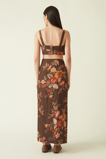 Shop Payal Pratap Brown Silk Sweetheart Neck Kelimutu Printed Bustier at Aza Fashions Shop_Payal Pratap_Brown Silk Sweetheart Neck Kelimutu Printed Bustier _at_Aza_Fashions