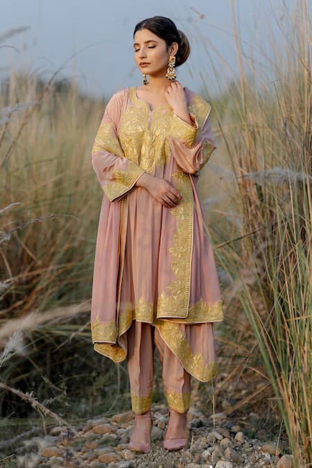 Daljit Sudan Kashmiri Embroidered Yoke Phiran Kurta Set 