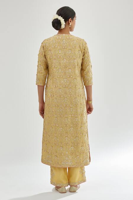 Shop_Kora_Yellow Silk Organza, Silk, Chanderi Gota Patti, Tassels, Paisley Kurta Set _at_Aza_Fashions