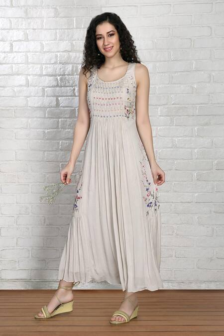 Buy Ladies Plus Size Dresses Online in India | Myntra