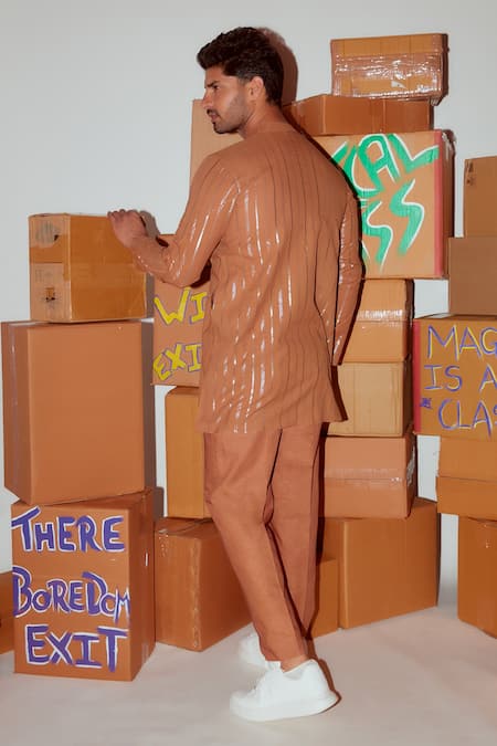 Nirmooha Band Collar Kurta Set 