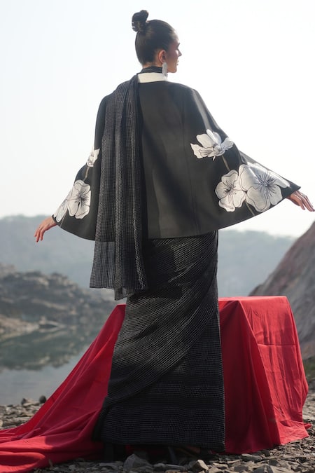 Neiza By Neeti Seth Aari Embellished Cashmere Wool Cape 