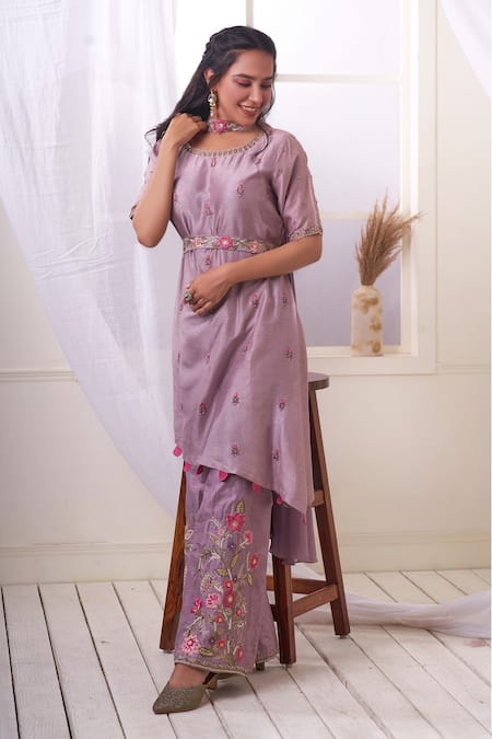 Geetika Jain Flower Motif Embroidered Kurta Set 