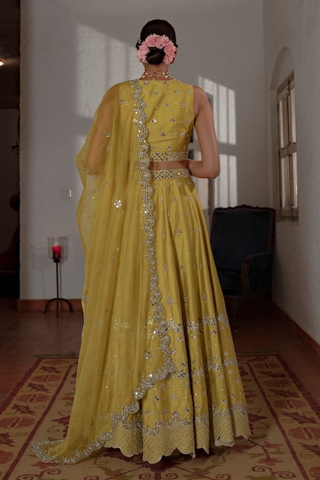 House of Dasmaya Lehenga Set With Scalloped Dupatta 