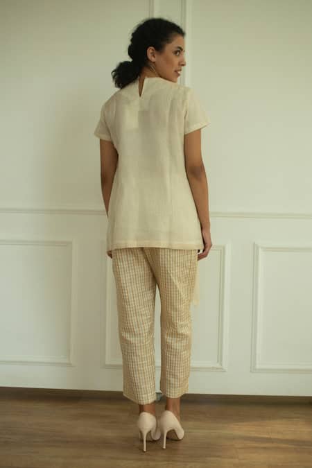 Oja Embroidered Tunic & Pant Set 