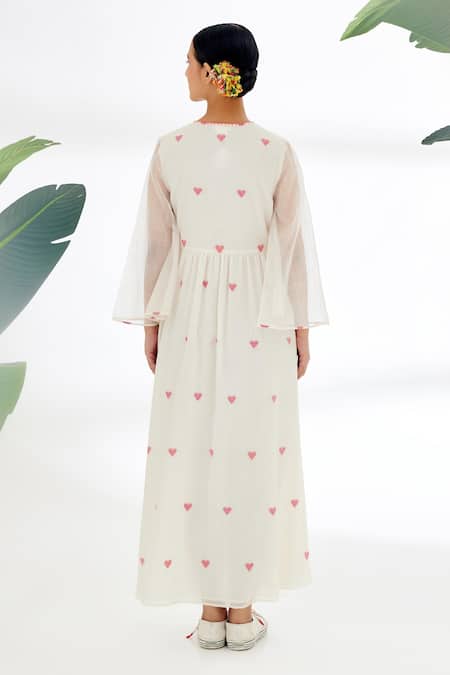 Shop Nikasha Cream Handwoven Jamdani Cotton Heart Pattern And Running Stitch Details Dress at Aza Fashions Shop_Nikasha_Cream Handwoven Jamdani Cotton Heart Pattern And Running Stitch Details Dress _at_Aza_Fashions