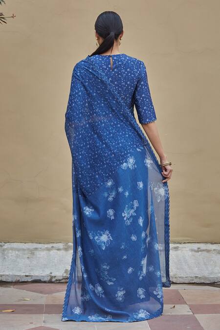 Shop Vaayu Blue Cotton, Muslin Embroidery Round Bloom Discharge Print Saree With Blouse at Aza Fashions Shop_Vaayu_Blue Cotton, Muslin Embroidery Round Bloom Discharge Print Saree With Blouse_at_Aza_Fashions