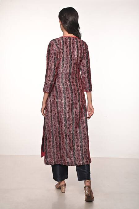 Shop_Soumodeep Dutta_Blue Chanderi Embroidered Kantha Notched Geometric Kurta With Pant_at_Aza_Fashions