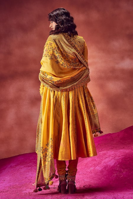 Shop Punit Balana Yellow Chanderi Silk Resham, Mirror And Beads Embroidered Jacket & Anarkali Set at Aza Fashions Shop_Punit Balana_Yellow Chanderi Silk Resham, Mirror And Beads Embroidered Jacket & Anarkali Set _at_Aza_Fashions