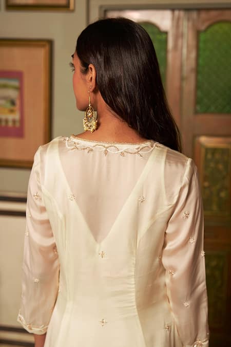 Shop Zoon Off White Satin, Silk Organza, Cotton Embellished Anarkali Set With Dupatta at Aza Fashions Shop_Zoon_Off White Satin, Silk Organza, Cotton Embellished Anarkali Set With Dupatta _at_Aza_Fashions