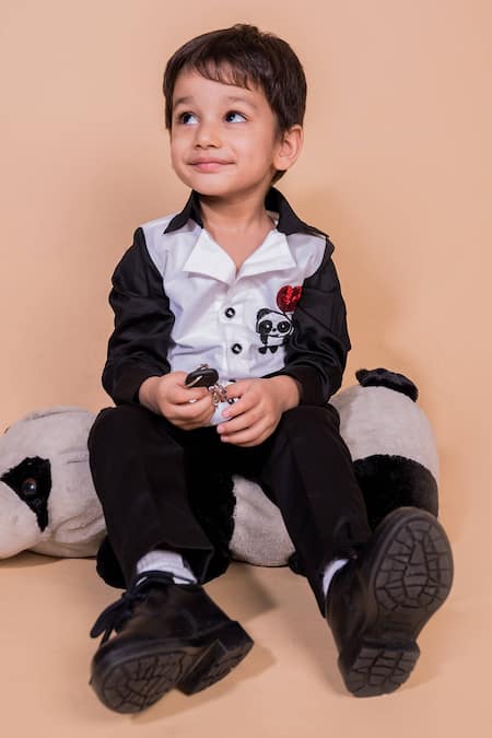 Shop Toplove White Cotton Embroidery Panda Shirt at Aza Fashions Shop_Toplove_White Cotton Embroidery Panda Shirt _at_Aza_Fashions