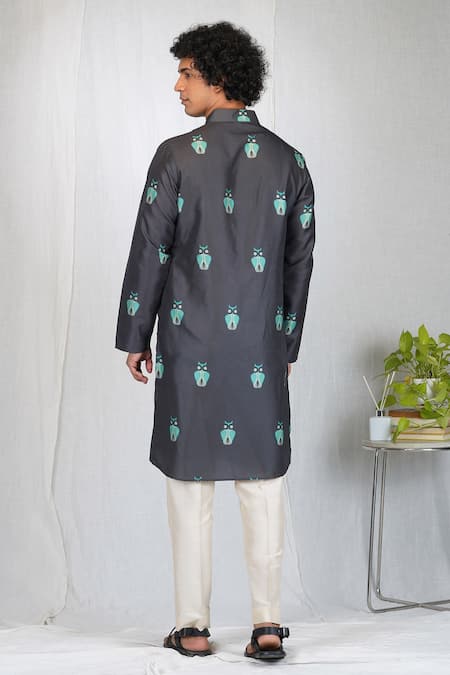 Shop Eleven Brothers Black Muslin, Cotton, Silk Night Owl Print Kurta And Pant Set at Aza Fashions Shop_Eleven Brothers_Black Muslin, Cotton, Silk Night Owl Print Kurta And Pant Set _at_Aza_Fashions