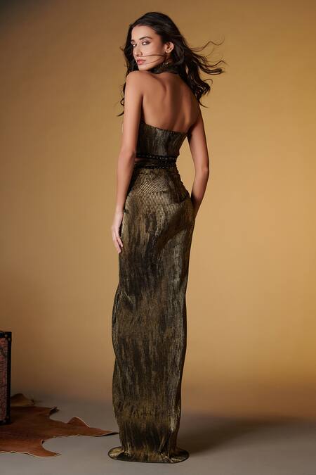 Shop S&N By Shantnu Nikhil Gold Faux Leather Halter Neck Metallic Crop Top at Aza Fashions Shop_S&N By Shantnu Nikhil_Gold Faux Leather Halter Neck Metallic Crop Top_at_Aza_Fashions