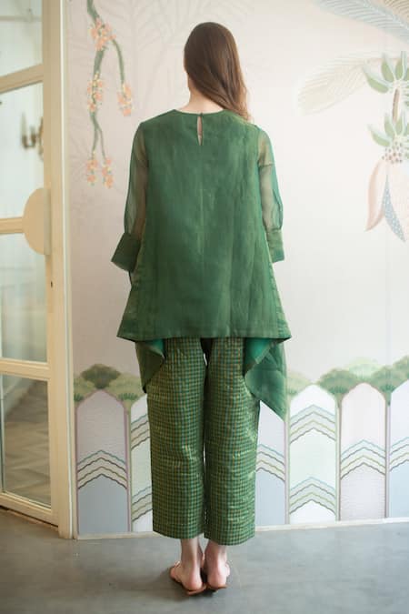 Oja Embroidered Applique Tunic With Pant 