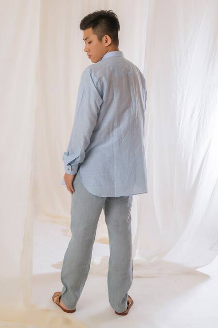 Shop Vaani Beswal Blue Silk Handloom Cotton Plain Mandarin Collar Short Kurta at Aza Fashions Shop_Vaani Beswal_Blue Silk Handloom Cotton Plain Mandarin Collar Short Kurta _at_Aza_Fashions