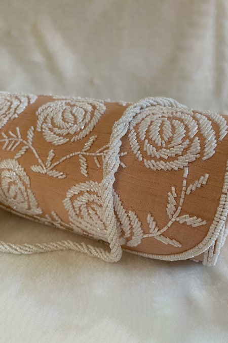 Kreivo By Vamanshi Damania Peach Beaded Embellished Round Bag 