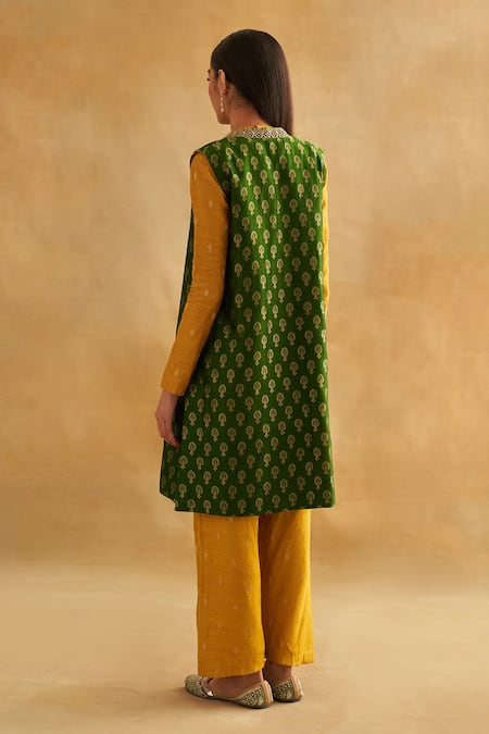 Shop_Taisha_Yellow Silk Embroidery Floral Pattern Straight Pant _at_Aza_Fashions