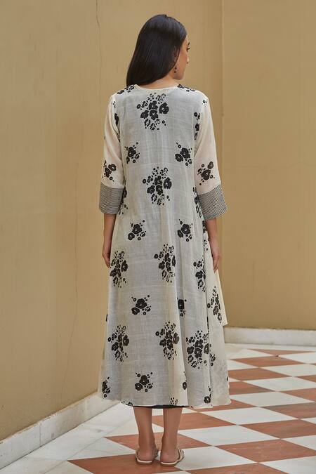 Shop Vaayu Black Cotton Floral Open Solid Dress With Print Jacket at Aza Fashions Shop_Vaayu_Black Cotton Floral Open Solid Dress With Print Jacket_at_Aza_Fashions